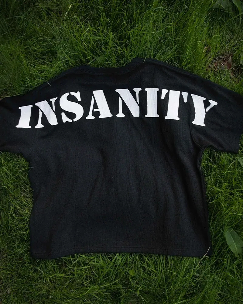 CI PUMP COVER de Controlled Insanity en Midnight Black
