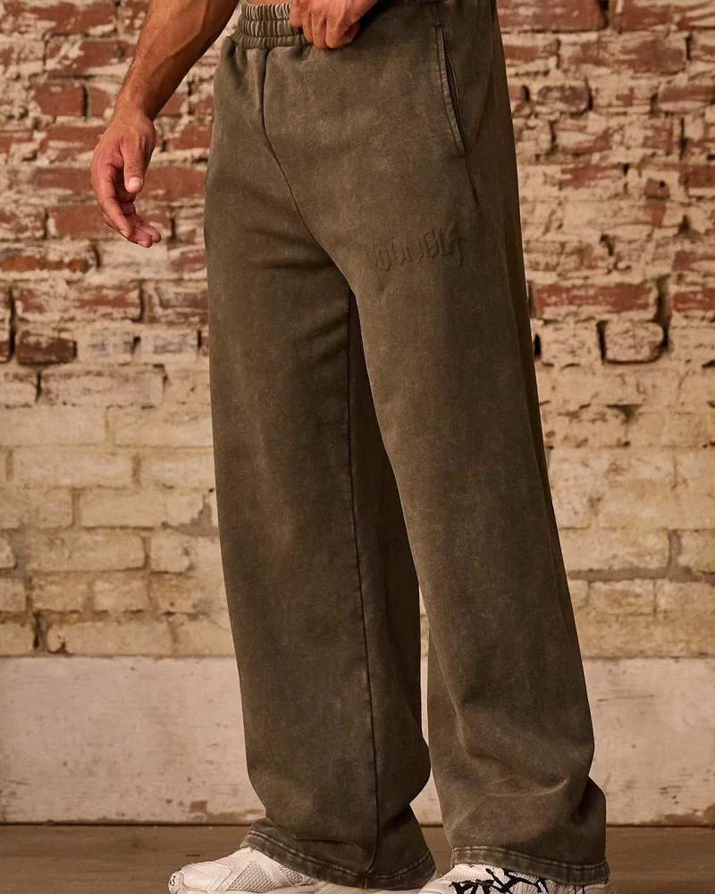 The Midnight Collection - Joggers de YoungLA. Foto de referencia