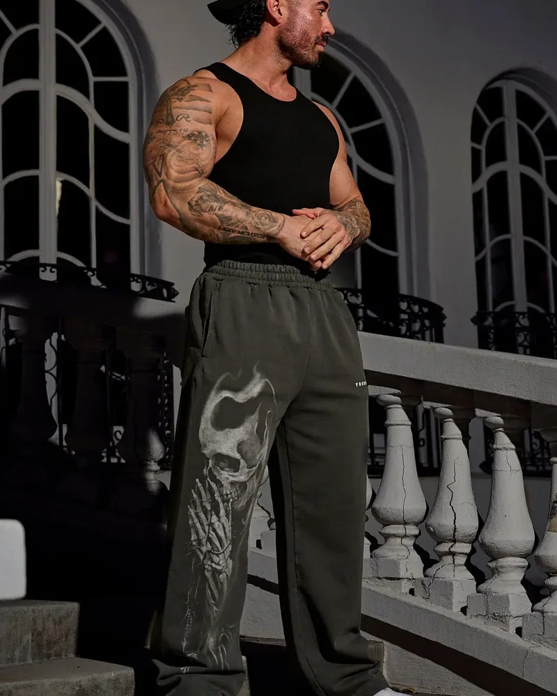 Divine Sweats de YoungLA en Forest Green Wash
