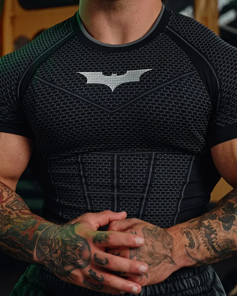 Batman Compression Tees de YoungLA en Black