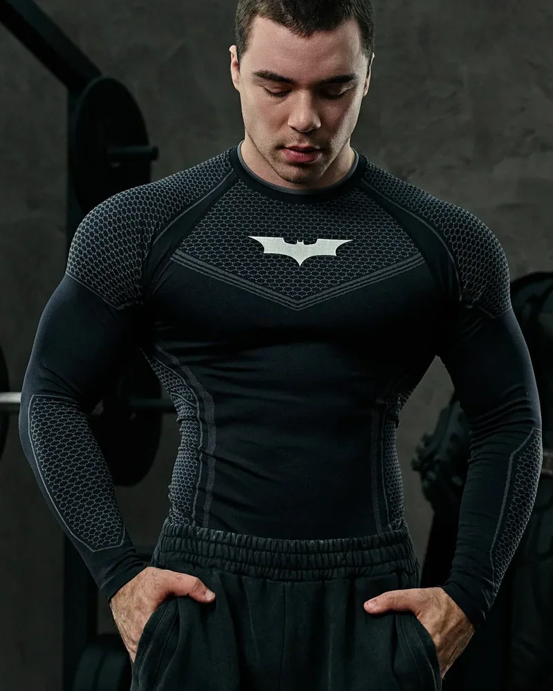 Batman Compression Longsleeves de YoungLA en Black